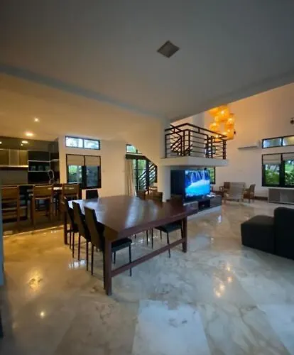 Sunset Villa, Villa Uluwatu