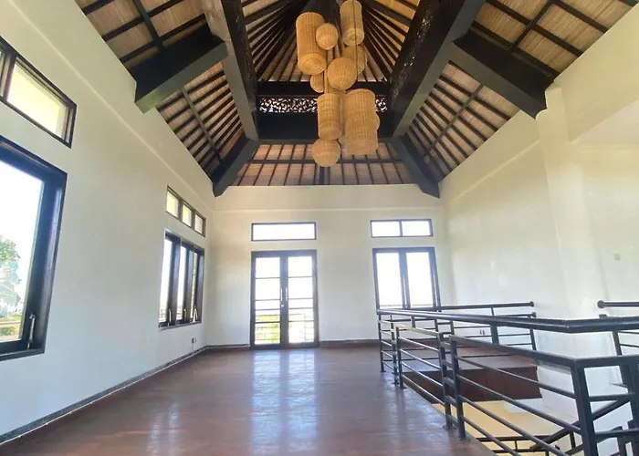 Sunset Villa, Villa *